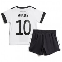 Fotbalové Dres Německo Serge Gnabry #10 Dětské Domácí MS 2022 Krátký Rukáv (+ trenýrky)